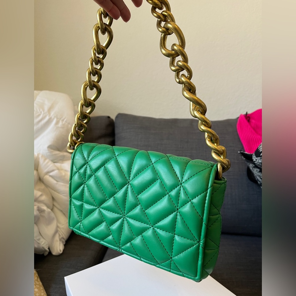 Like new- Zara quilted handbag with antiques gold chain